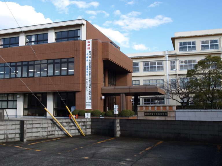 職員（寮母）の募集